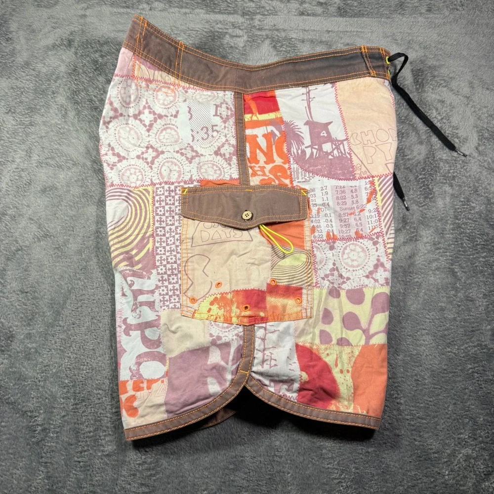 Quiksilver Mens Patchwork Collage Board Shorts Cotton Size 40 N101712 Multicolor